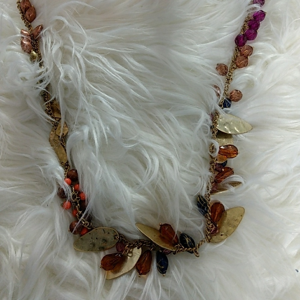 Neclace - Picture 4 of 5